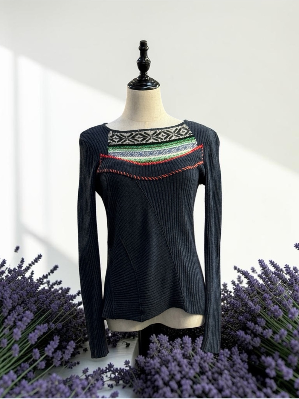 Tabitha Anthropologie Blue Ribbed Knit Top with Embroidered Detail Size Medium